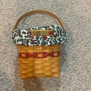 Longaberger Christmas collection Glad Tidings Basket set